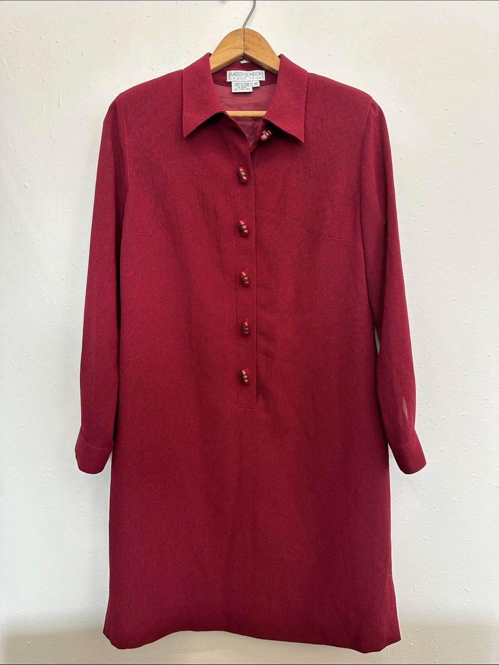 Maggy London Petites collared midi shift dress burgundy color size 12